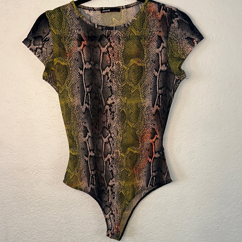 Love Culture Snake-Print Short Sleeve Bodysuit in Olive, Tan & Black